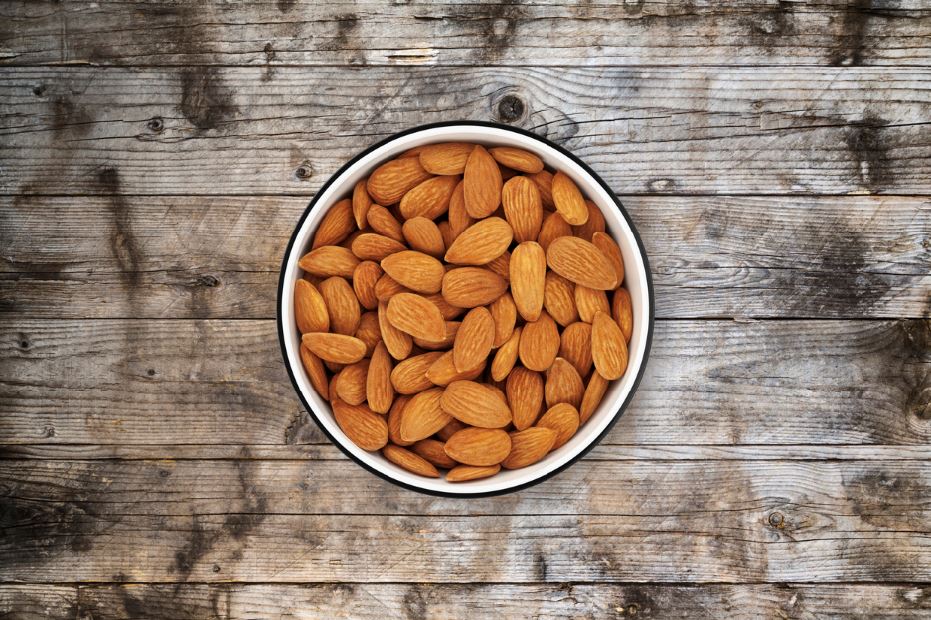 megnesium almonds stressed out reduce stress